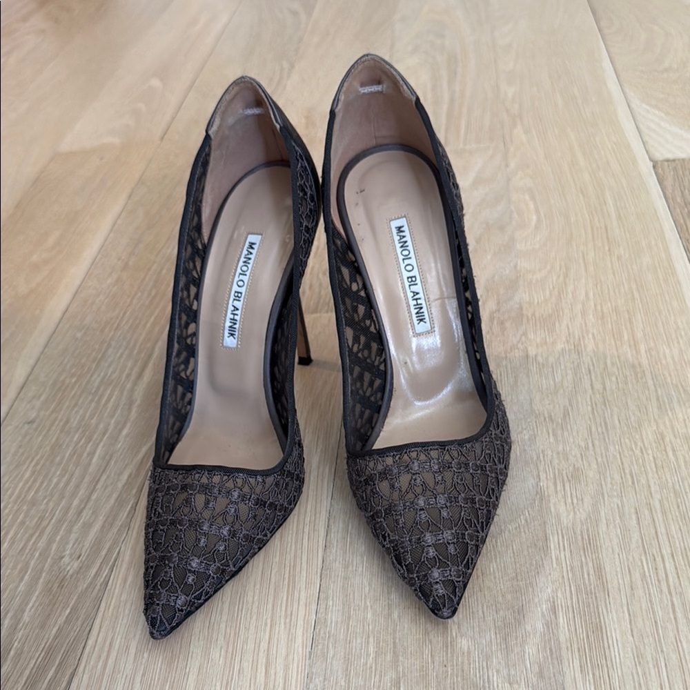Elegant satin Lace Stiletto Heels Manolo Blahnik - Picture 6 of 7